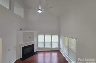8815 Korniv Dr, Charlotte, NC 28216 - Photo 4