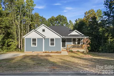 1074 Mountain Crest Drive, Kings Mountain, NC 28086 - Photo 2