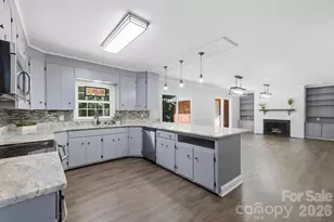 935 Ridgewood Dr NE, Lenoir, NC 28645 - Photo 8