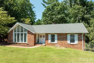 935 Ridgewood Dr NE, Lenoir, NC 28645 - Photo 4