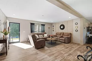 3194 Medicine Bow None, Claremont, NC 28610 - Photo 2