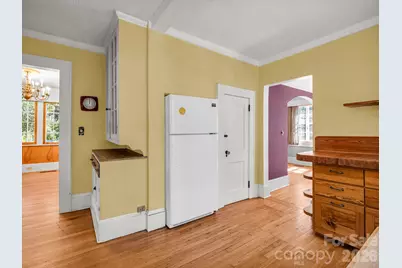 323 Blythe Street, Hendersonville, NC 28739 - Photo 30