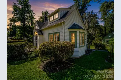 323 Blythe Street, Hendersonville, NC 28739 - Photo 6