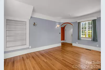 323 Blythe Street, Hendersonville, NC 28739 - Photo 26