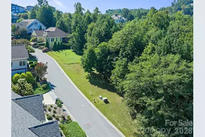 95 Deep Valley Lane, Hendersonville, NC 28791 - Photo 8