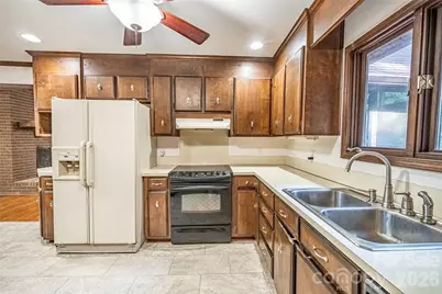 565 Oak Ridge Run, Salisbury, NC 28146 - Photo 18
