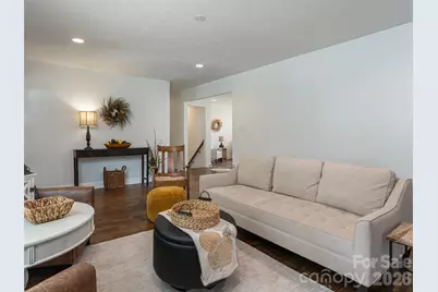 21 W Chapel Road, Asheville, NC 28803 - Photo 8