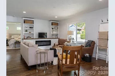 21 W Chapel Road, Asheville, NC 28803 - Photo 4