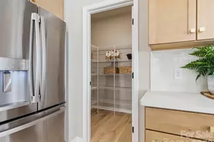 7211 Archimedes Ln, Charlotte, NC 28216 - Photo 10