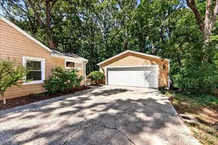 2624 Lawton Bluff Rd, Charlotte, NC 28226 - Photo 40