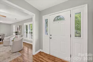 2624 Lawton Bluff Rd, Charlotte, NC 28226 - Photo 4