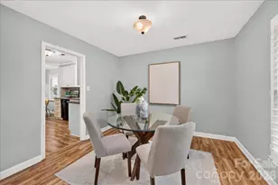 2624 Lawton Bluff Rd, Charlotte, NC 28226 - Photo 10