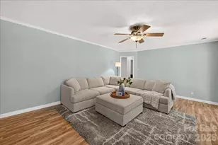 2624 Lawton Bluff Rd, Charlotte, NC 28226 - Photo 24