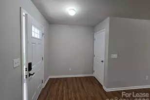 1819 Hooper Court, Charlotte, NC 28212 - Photo 2