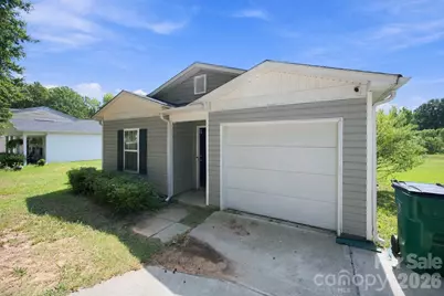 2142 Cindy Lane, Charlotte, NC 28216 - Photo 2