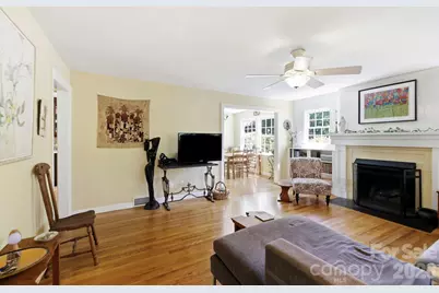 33 Pinecroft Road, Asheville, NC 28804 - Photo 14