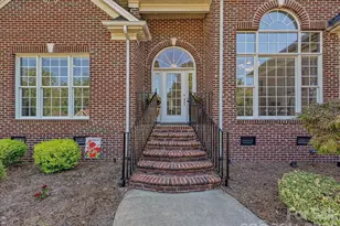 5125 Walnut Grove Ct, Mount Holly, NC 28120 - Photo 2