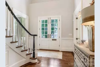 1811 Queens Road W, Charlotte, NC 28207 - Photo 4