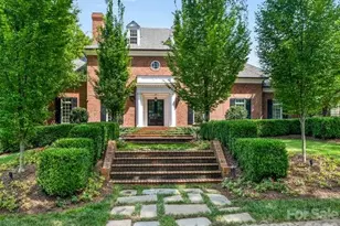 1811 Queens Rd W, Charlotte, NC 28207 - Photo 1