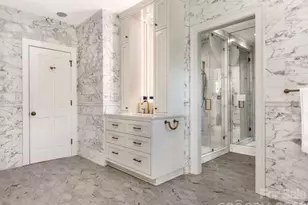 1811 Queens Rd W, Charlotte, NC 28207 - Photo 22