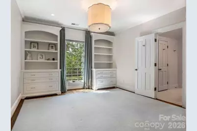 1811 Queens Road W, Charlotte, NC 28207 - Photo 24
