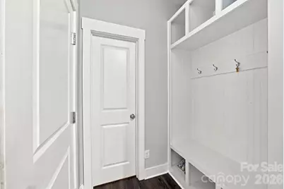 10124 Michael Crossing Drive, Charlotte, NC 28213 - Photo 16