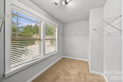 10124 Michael Crossing Drive, Charlotte, NC 28213 - Photo 32
