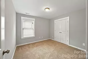 10124 Michael Crossing Dr, Charlotte, NC 28213 - Photo 36