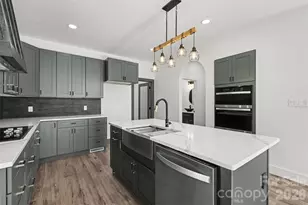638 E Black St, Rock Hill, SC 29730 - Photo 6