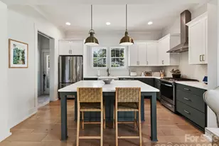 2405 Marlowe Ave, Charlotte, NC 28208 - Photo 10