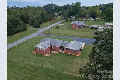 5271 Harris Farm Road, Hickory, NC 28602 - Photo 12