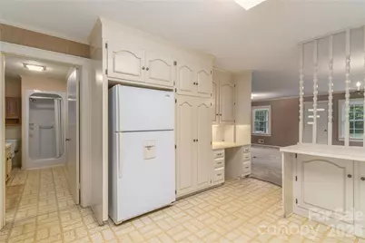5271 Harris Farm Road, Hickory, NC 28602 - Photo 22