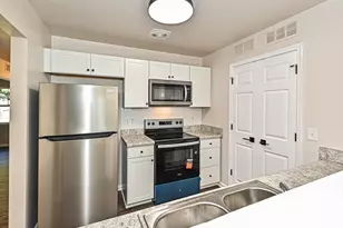 402 Jones St, Charlotte, NC 28208 - Photo 12