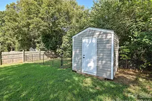 402 Jones St, Charlotte, NC 28208 - Photo 28