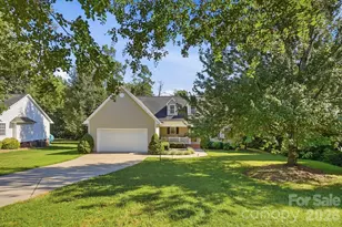 6530 Fly a Way Dr, Denver, NC 28037 - Photo 2