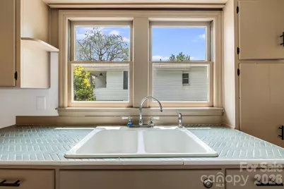 22 Jarrett Street, Asheville, NC 28806 - Photo 8
