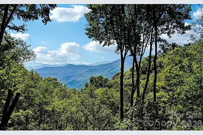 476 Waterford Drive, Maggie Valley, NC 28751 - Photo 2