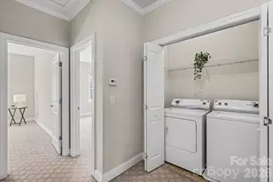 4670 Dabney Vigor Dr, Charlotte, NC 28209 - Photo 32
