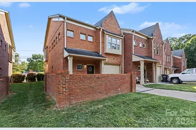 4670 Dabney Vigor Drive, Charlotte, NC 28209 - Photo 4