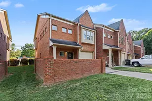4670 Dabney Vigor Dr, Charlotte, NC 28209 - Photo 4