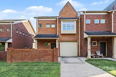 4670 Dabney Vigor Drive, Charlotte, NC 28209 - Photo 2