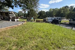 184 Deer Park Rd, Mount Gilead, NC 27306 - Photo 12