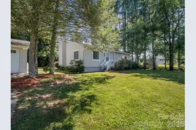 3 Apple Blossom Lane, Hendersonville, NC 28792 - Photo 6