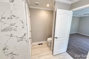 5217 Canterbury Dr, Conover, NC 28613 - Photo 16