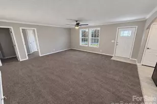 5217 Canterbury Dr, Conover, NC 28613 - Photo 6