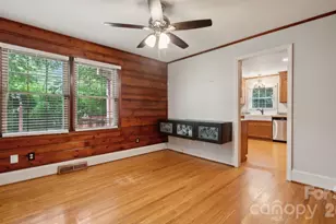 1818 Woodland Dr, Charlotte, NC 28205 - Photo 10