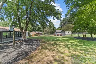 614 S Magnolia St, Mooresville, NC 28115 - Photo 4