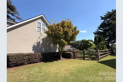 150 Chandeleur Drive, Mooresville, NC 28117 - Photo 4