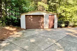 9500 Harvest Ln, Davidson, NC 28036 - Photo 48