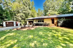 9500 Harvest Ln, Davidson, NC 28036 - Photo 2